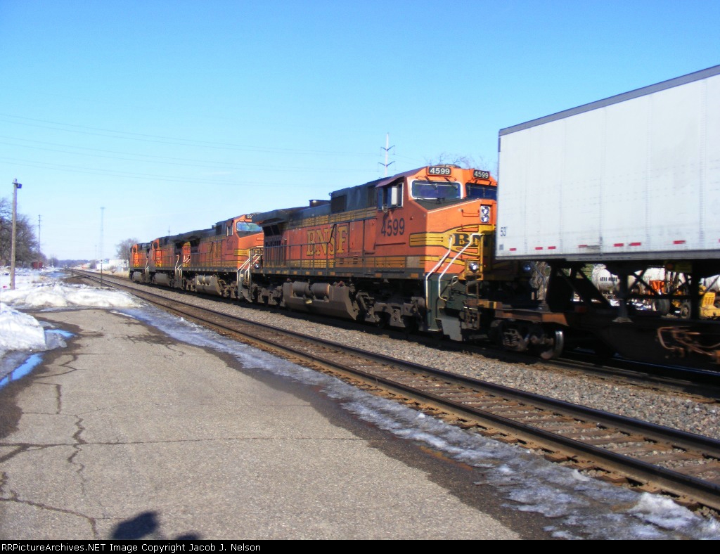 BNSF 4599